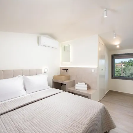 Theros Serenity Suites Olympiada Exterior photo