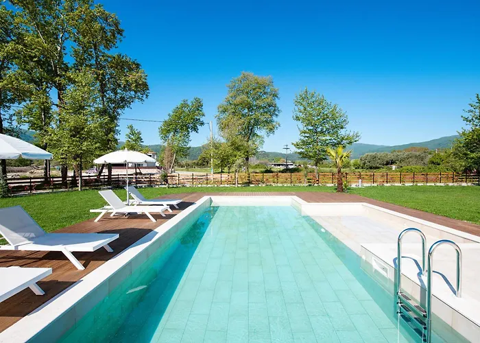 Theros Serenity Suites