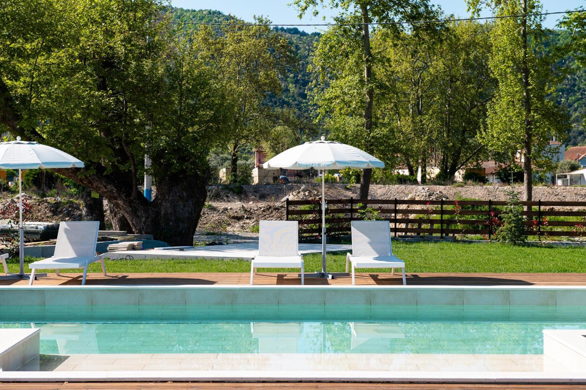 Theros Serenity Apartment Olympiada